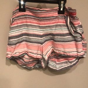 Red camel linen shorts